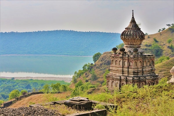 Gomukh temple, Lonar lake, entrance of wildlife sanctuary, entréé de la réserve naturelle